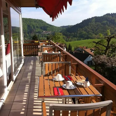 Hotel Neuenfels 3*